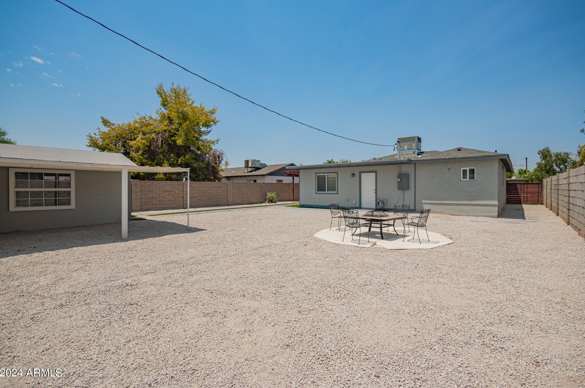 1941 Mitchell Dr, Phoenix AZ  85015-5714 exterior