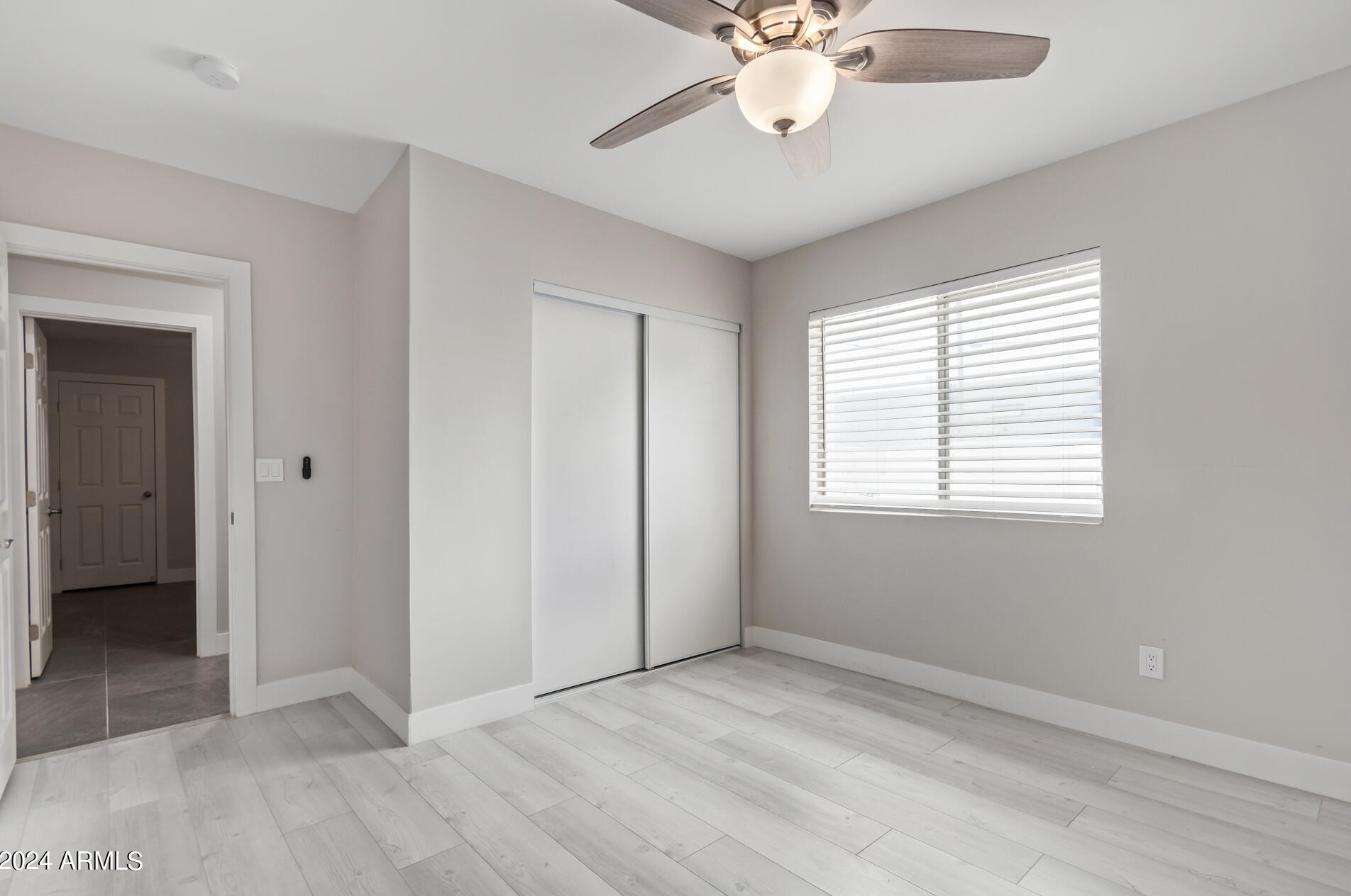 1941 Mitchell Dr, Phoenix AZ  85015-5714 exterior