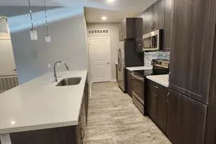 5550 E Deer Valley Dr, Phoenix, AZ 85054 - Photo 3