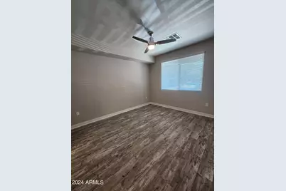 5550 E Deer Valley Drive #2S, Phoenix, AZ 85054 - Photo 5