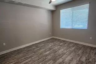 5550 E Deer Valley Dr, Phoenix, AZ 85054 - Photo 5