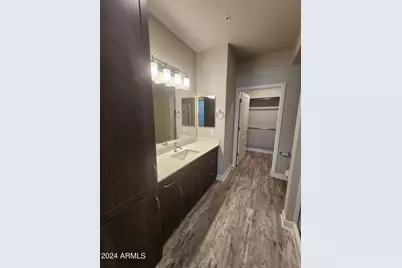 5550 E Deer Valley Drive #2S, Phoenix, AZ 85054 - Photo 7