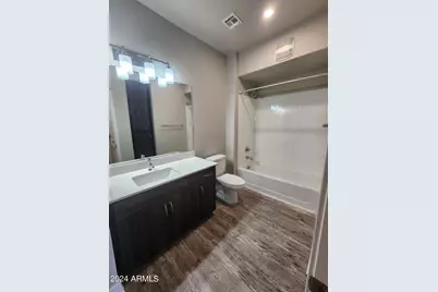 5550 E Deer Valley Drive #2M, Phoenix, AZ 85054 - Photo 11