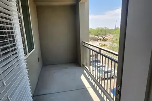 5550 E Deer Valley Dr, Phoenix, AZ 85054 - Photo 13