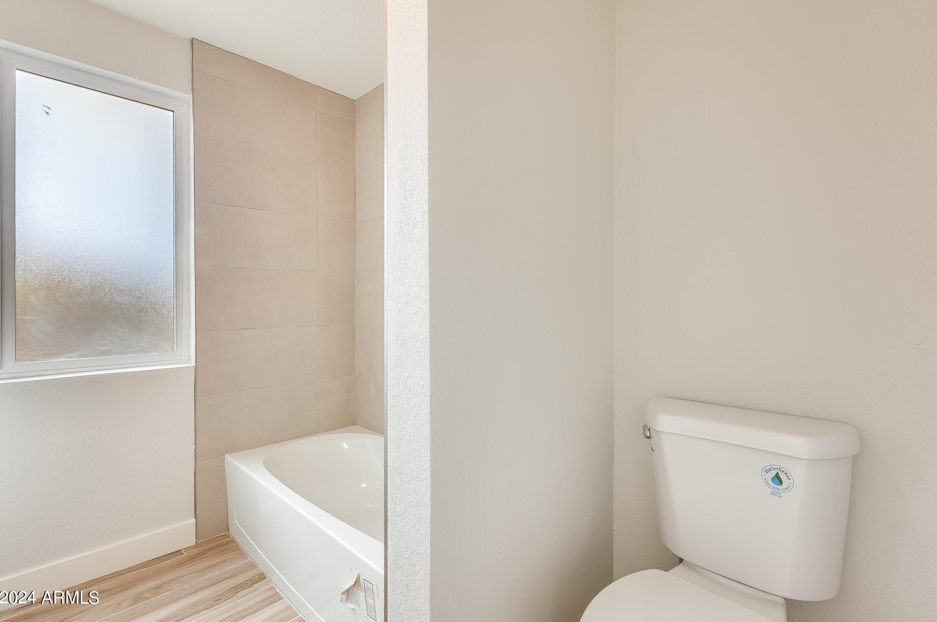 1446 Sunnyslope Ln, Phoenix AZ  85020-2727 exterior