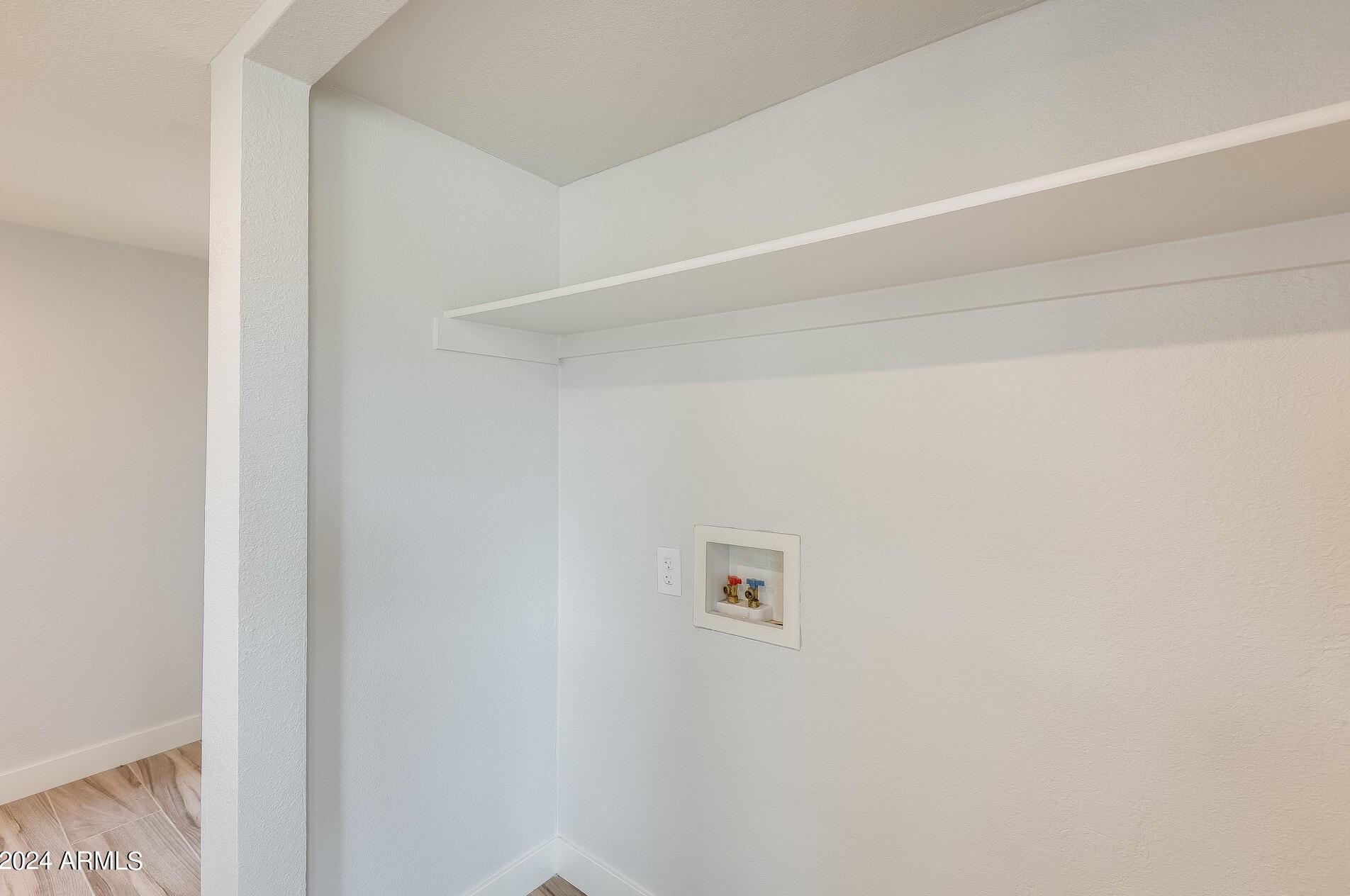 1446 Sunnyslope Ln, Phoenix AZ  85020-2727 exterior