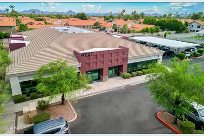 4727 E Union Hills Drive #100, Phoenix, AZ 85050 - Photo 1