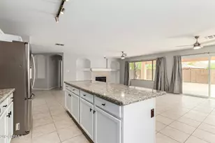 8753 W Salter Dr, Peoria, AZ 85382 - Photo 19