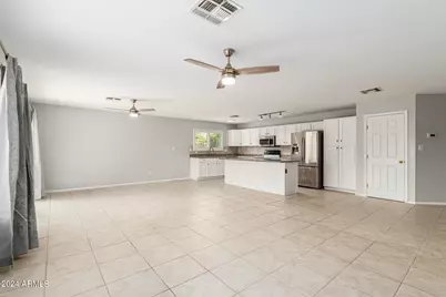 8753 W Salter Drive, Peoria, AZ 85382 - Photo 11