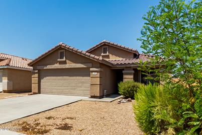 672 S Porter Street, Gilbert, AZ 85296 - Photo 1