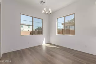 12012 W Pkwy Ln, Avondale, AZ 85323 - Photo 9