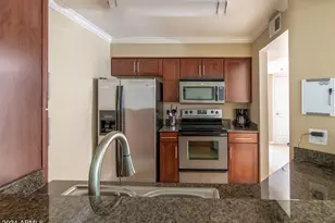 2025 E Campbell Ave, Phoenix, AZ 85016 - Photo 9