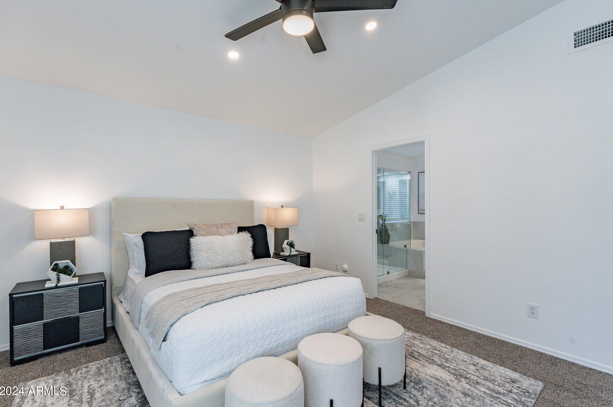 12036 45th St, Phoenix AZ  85044-2436 exterior