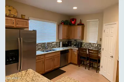 14575 W Mountain View Boulevard #Unit 111, Surprise, AZ 85374 - Photo 15