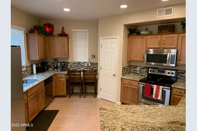 14575 W Mountain View Boulevard #Unit 111, Surprise, AZ 85374 - Photo 13