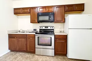 8939 North 8th St, Phoenix, AZ 85020 - Photo 17