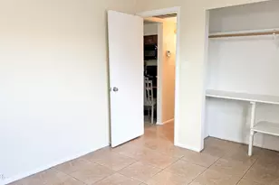 8939 North 8th St, Phoenix, AZ 85020 - Photo 7