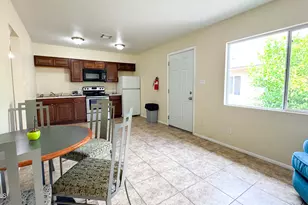 8939 North 8th St, Phoenix, AZ 85020 - Photo 13