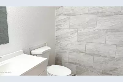 8939 N 8th Street, Phoenix, AZ 85020 - Photo 9