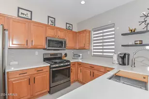 40309 N Bell Meadow Trail, Phoenix, AZ 85086 - Photo 3