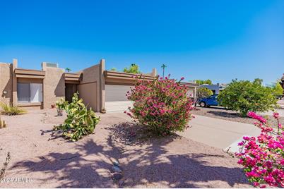 836 W Rice Drive, Tempe, AZ 85283 - Photo 1