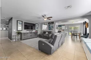 605 W Orchard Way, Gilbert, AZ 85233 - Photo 5