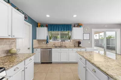 605 W Orchard Way, Gilbert, AZ 85233 - Photo 9