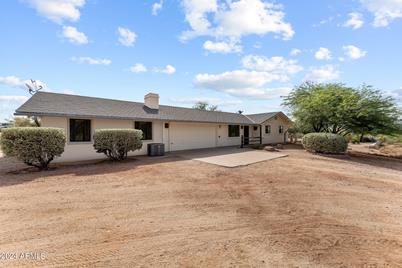 51661 N 293 Avenue, Wickenburg, AZ 85390 - Photo 1