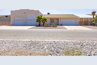 8209 W Raven Drive, Arizona City, AZ 85123 - Photo 1