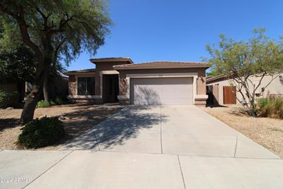 16232 W Hearn Road, Surprise, AZ 85379 - Photo 1