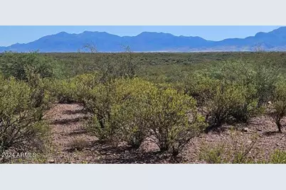 1388 E Cottonwood Lane, Huachuca City, AZ 85616 - Photo 37