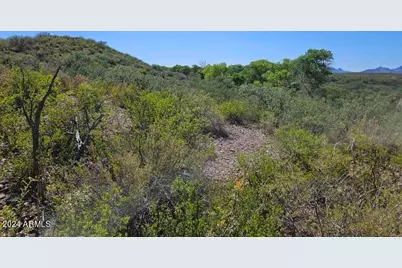 1388 E Cottonwood Lane, Huachuca City, AZ 85616 - Photo 31