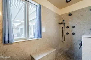 2124 E Osborn Rd, Phoenix, AZ 85016 - Photo 27