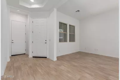 12003 W Parkway Lane, Avondale, AZ 85323 - Photo 7