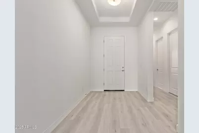 11949 W Parkway Lane, Avondale, AZ 85323 - Photo 9