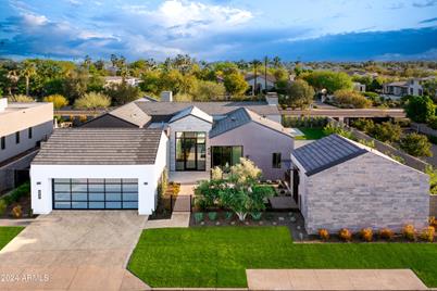 6850 E Joshua Tree Lane, Paradise Valley, AZ 85253 - Photo 1