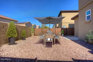 1950 W Tierra Buena Ln, Phoenix, AZ 85023 - Photo 13