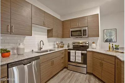 9700 S Central Avenue #3, Phoenix, AZ 85042 - Photo 3