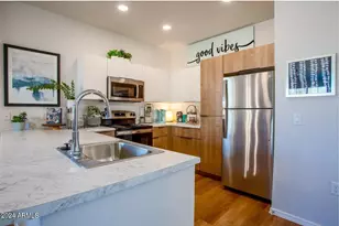 677 E Commonwealth Pl, Chandler, AZ 85225 - Photo 3