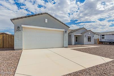 35075 N Palm Drive, San Tan Valley, AZ 85140 - Photo 1