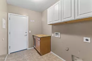 1542 E Chaparral Pl, Casa Grande, AZ 85122 - Photo 17