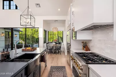 4017 N 49th Place, Phoenix, AZ 85018 - Photo 9