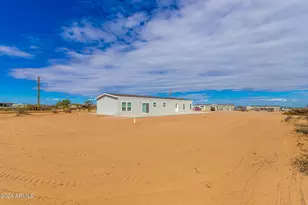 50863 W Saffron Ln, Maricopa, AZ 85139 - Photo 39
