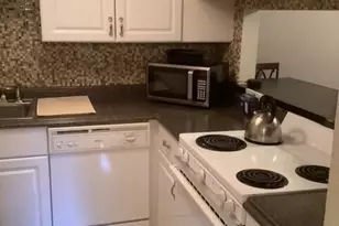 8649 E Royal Palm Rd, Scottsdale, AZ 85258 - Photo 7