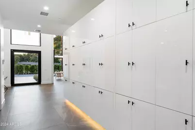 8037 N 7th Avenue, Phoenix, AZ 85021 - Photo 9