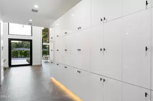 8037 N 7th Ave, Phoenix, AZ 85021 - Photo 9