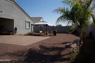 30893 W Pinchot Ct W, Buckeye, AZ 85396 - Photo 27