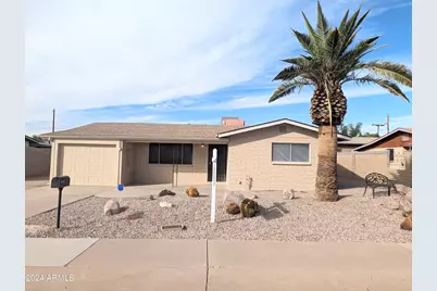 2044 W 9th Avenue, Apache Junction, AZ 85120 - Photo 1