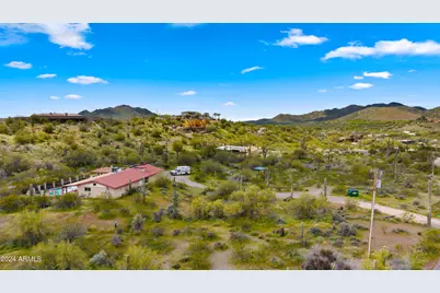 5801 E Saguaro Road, Cave Creek, AZ 85331 - Photo 17