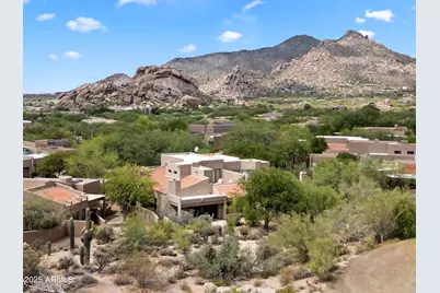 9220 E Whitethorn Circle, Scottsdale, AZ 85266 - Photo 3